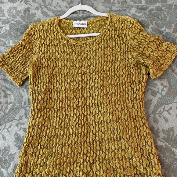 VINTAGE 90's Short Sleeve Top with Heart Shaped Bodice - Picture 2 of 3